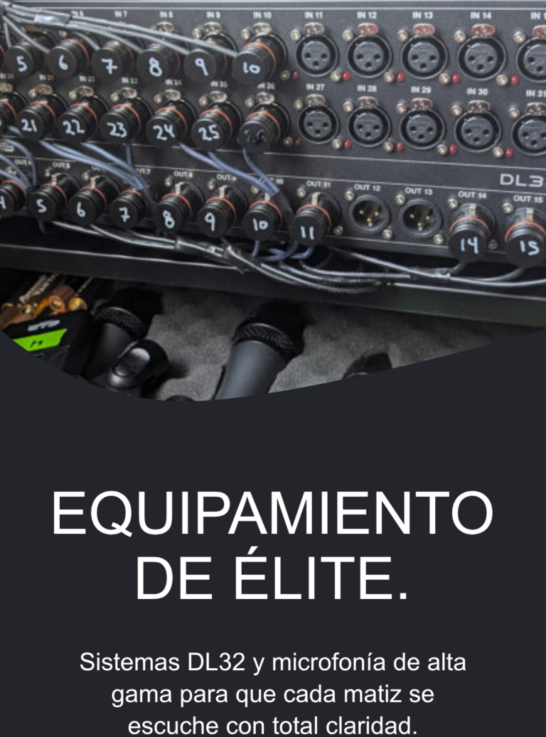 Stagebox DL32 con micrófonos y cables conectados en un montaje profesional de sonido